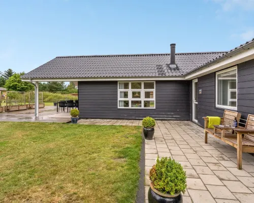 "Jurien" - 450m from the Sea Hotels in Hals