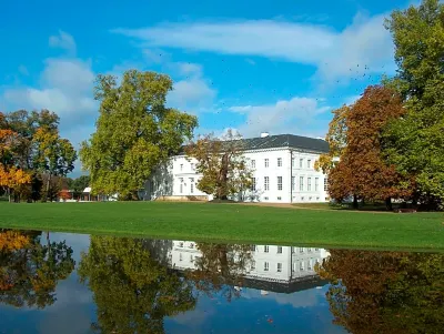 Hotel Schloss Neuhardenberg Hotels near Luna Park