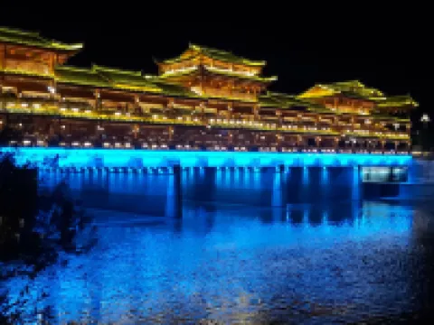 European Style Cozy Riverside Homestay (Hebin Road)