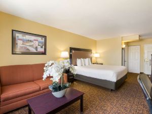 Best Western Escondido Hotel