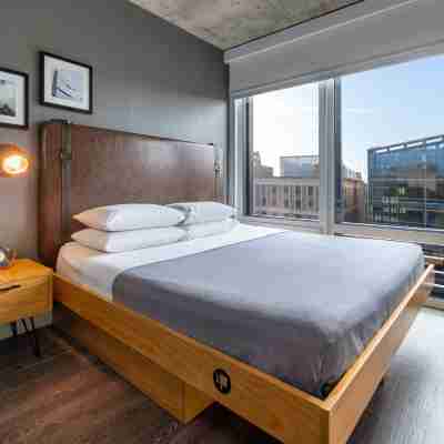 Moxy Washington, DC Downtown Rooms