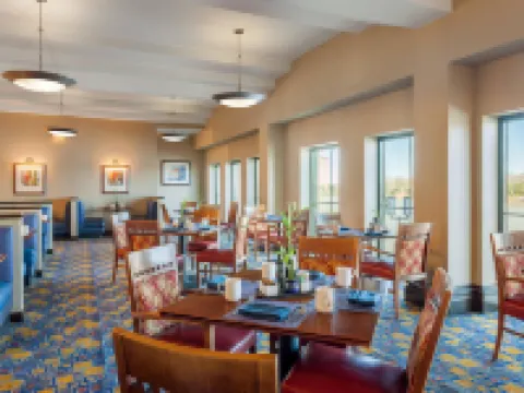 Marriott Savannah Riverfront Hotels in Savannah