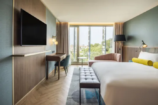 Renaissance Porto Lapa Hotel