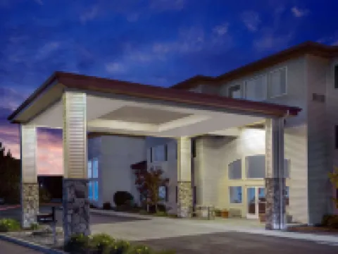 Super 8 by Wyndham Central Pt Medford セントラル・ポイントのホテル