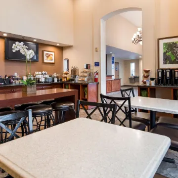 Best Western I-5 Inn  Suites