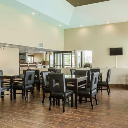 Quality Inn & Suites North Montgomery