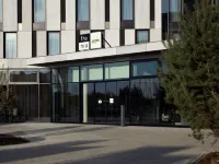Candlewood Suites DUSSELDORF AIRPORT by IHG Hotels near Rath