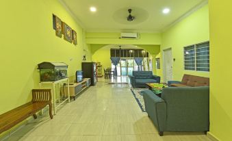 OYO 90551 Zn Mix Homestay & Roomstay
