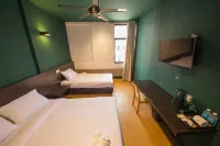 Room V Jalan Jenang by Secoms