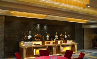 Chinmay Hotel & Resort