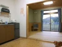 Staying with Your Pets' Kodamaso
