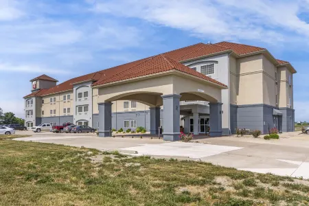 Best Western Plus MidAmerica Hotel Отели в г. Сент-Клэр