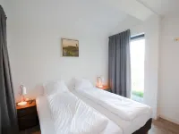 Oesterdam Resort Hotels in Tholen