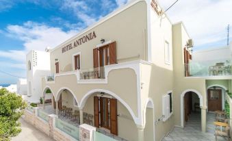 Antonia Hotel