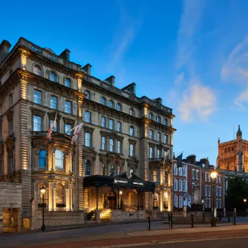 Bristol Marriott Royal Hotel Отели рядом с достопримечательностью «Стадион «Аштон Гейт»»
