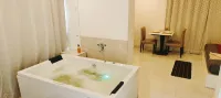 安達曼布萊爾港F飯店