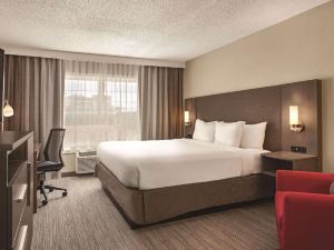 Country Inn & Suites by Radisson, Buffalo, MN