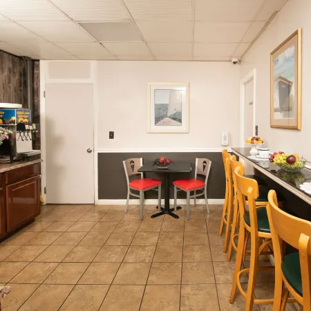 Rodeway Inn