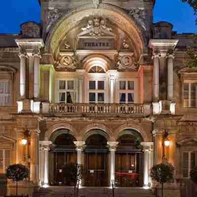 Hôtel IBIS Avignon Sud Hotel Exterior