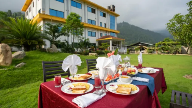 Siddhartha River Side Resort, Chumlingtar