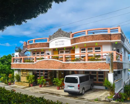 Batanes Seaside Lodge & Restaurant バタネスのホテル
