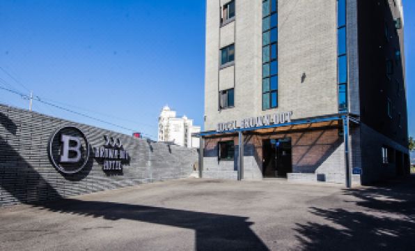 3. 명지 브라운도트..