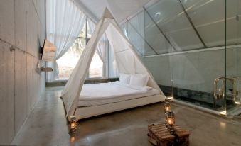 Taean (Anmyeondo) Moken Pool Villa (New Refurbished)