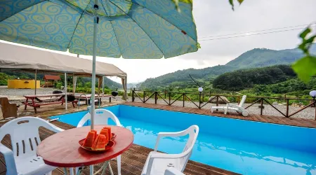 Hapcheon Lake View Pension Отели рядом с достопримечательностью «Kaya-san»
