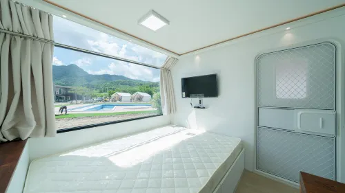 Pocheon the Seven Glamping Caravan
