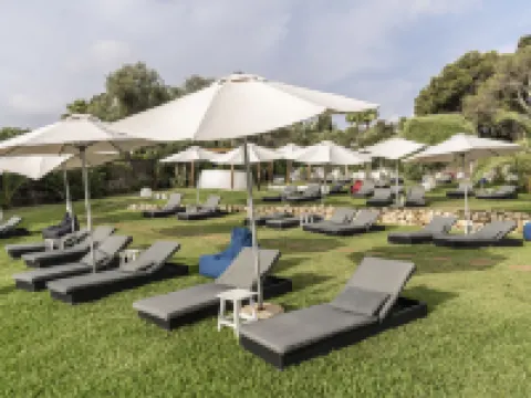 圖伊布魯雷卡多爾酒店 - 限成人 卡拉達沃酒店