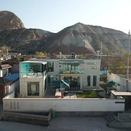 Huaxiangli Villa