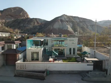 Huaxiangli Villa Отели рядом с достопримечательностью «Lanzhou Danxia Geological Park»
