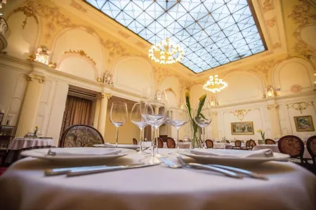 Grand Hotel Отели в г. Лодзь