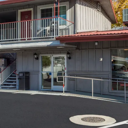 Red Roof Inn Redding