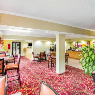 Econo Lodge Huntington - Barboursville University Area