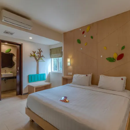 Ascent Hotel & Cafe Malang
