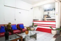 Anak Mama Hotel Hotels in Waru