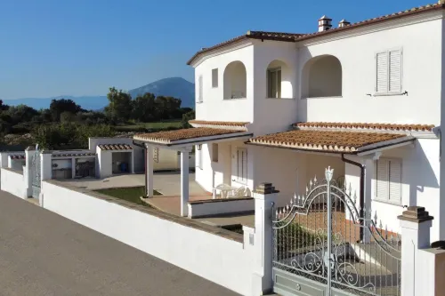 Le Residenze del Maria Rosaria - Via Trentino 62 Hôtels à : Galtelli