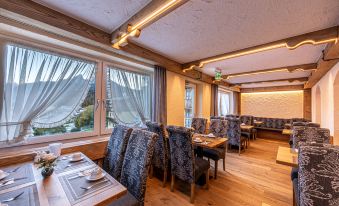 Hotel AlpinaRos