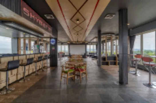 Ascent Hotel & Cafe Malang