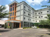GARDEN HOTEL MAJALENGKA Hotel dekat Kebun Teh Cipasung Lemahsugih