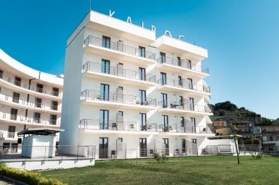 كيروس هوتل فنادق في 