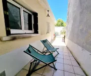 Maison de Ville Confortable Avec Cour Interieure - Pysäköinti