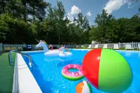 Christmas Farm Inn and Spa - piscina