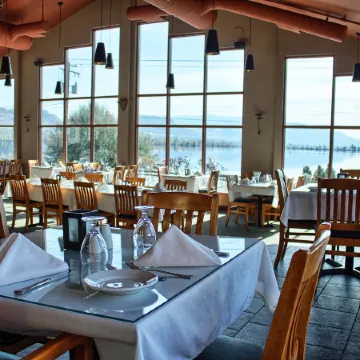 Holiday Inn & Suites OSOYOOS by IHG