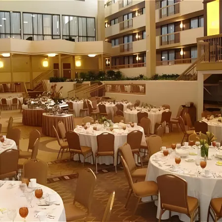 Wyndham Grand Executive Center Little Rock Airport