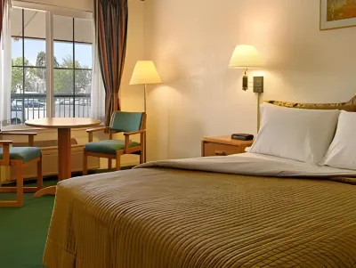 Rodeway Inn Alameda-Oakland Hotels in Alameda