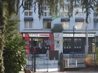 Square Hôtel Ξενοδοχεία στην πόλη Οριγιάκ