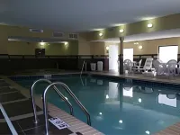 Hampton Inn & Suites Aberdeen - Pools
