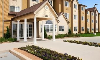 Microtel Inn & Suites by Wyndham Cotulla